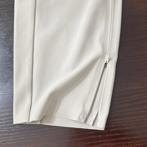 Athleta Cream Stellar Trousers Size 8 - Picture 4 of 10
